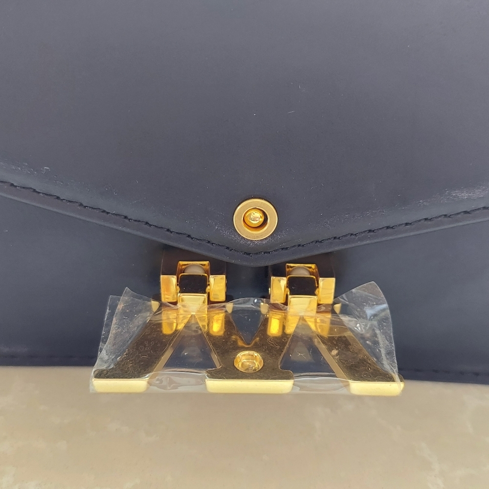 Alexander Wang W Legacy small bag in distressed black leather - Picture 5 of 17